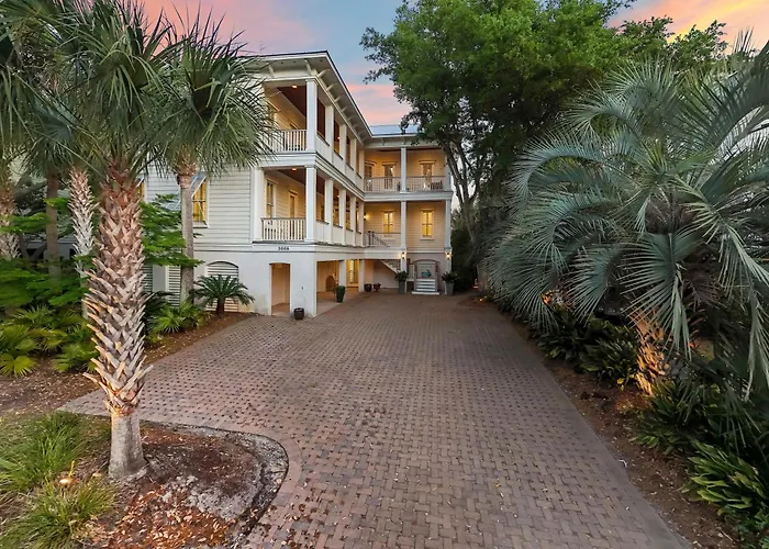 Cm3008: 3008 Cameron Blvd. Isle of Palms